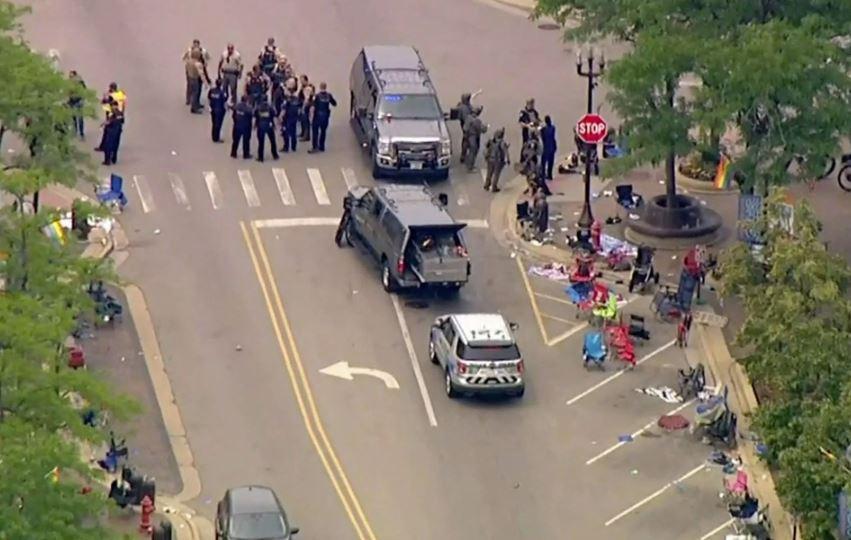 Six killed after rooftop shooter opens fire at July 4 parade in Chicago