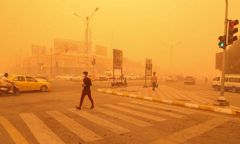 ایران میں ریت کا طوفان، دفاتر اور تعلیمی ادارے بند