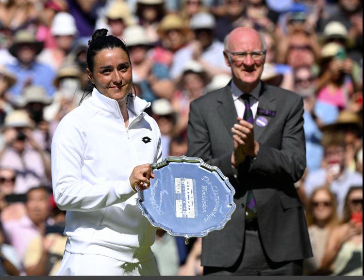 Moscow-born Elena Rybakina defeats Ons Jabeur to bag Wimbledon title