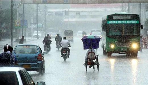 کراچی کے مختلف علاقوں میں صبح سویرے بارش