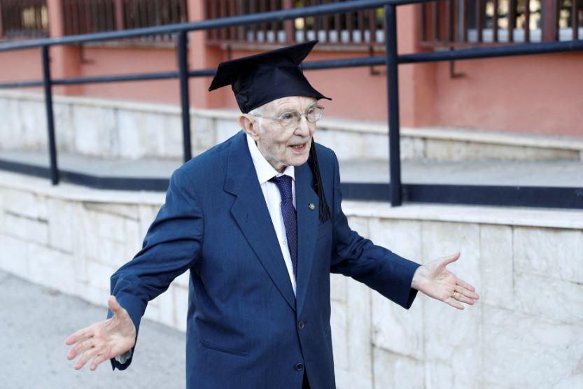 Italy's oldest student graduates again aged 98