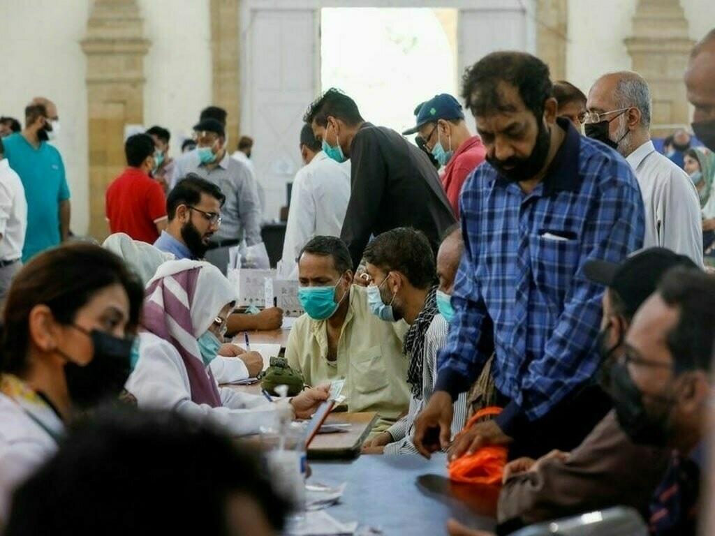 پاکستان : کورونا وائرس سے مزید 7 اموات ، 592 کیسز رپورٹ 