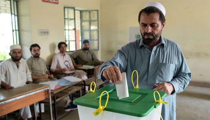 Sindh LG polls: ECP postpones second phase owing to 'expected rain spell'