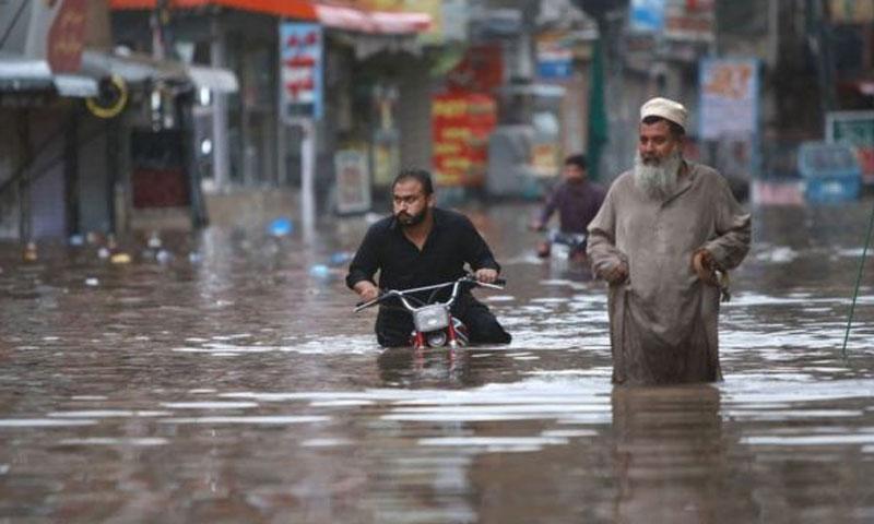 راولپنڈی میں موسلادھار بارش، نشیبی علاقے زیر آب، نالہ لئی میں پانی کی سطح بلند