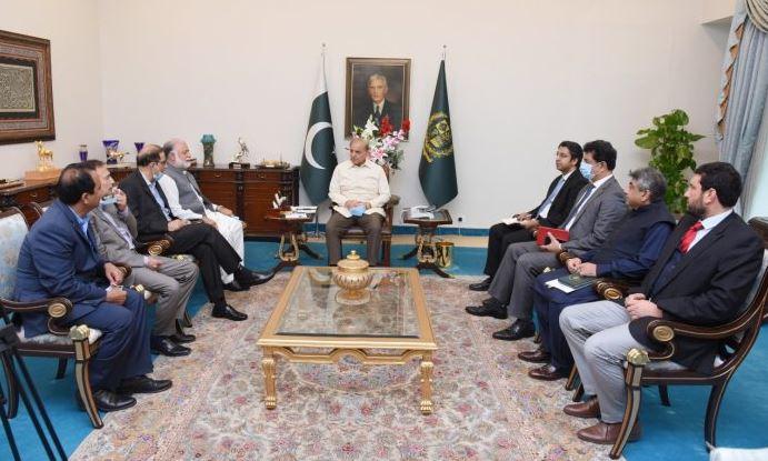 Government promoting foreign investment to strengthen national economy: PM Shehbaz Sharif 