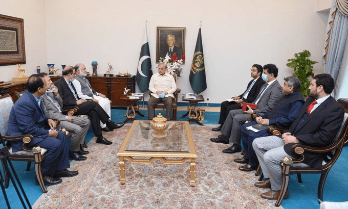 معیشت کی بحالی کیلئے مشکل فیصلے کیے : وزیراعظم 