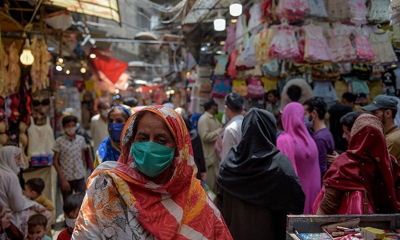 Commercial activities resume across Sindh as provincial govt eases covid restrictions