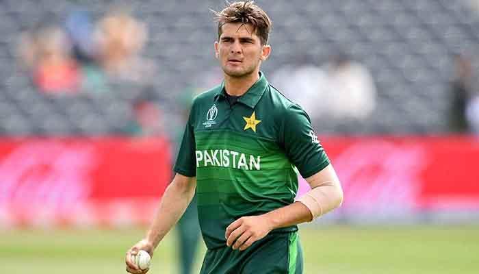 فاسٹ بولر شاہین شاہ آفریدی کو شاہد آفریدی کی کٹ کا نمبر مل گیا
