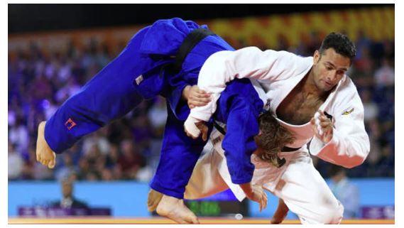 Pakistan wins first medal in Birmingham Commonwealth Games