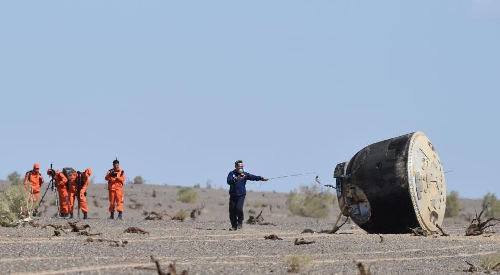 Chinese astronauts return to earth