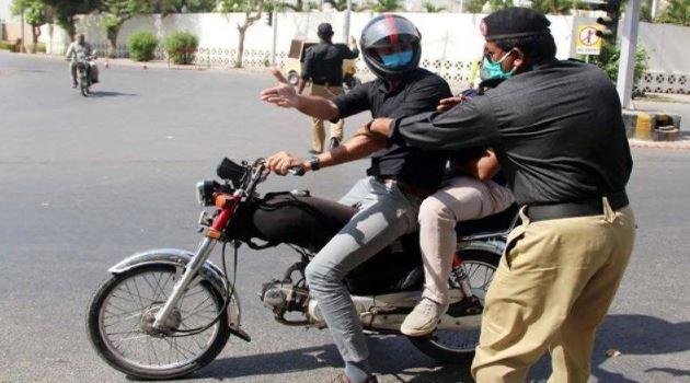 کراچی سمیت سندھ بھرمیں ڈبل سواری پر پابندی عائد 