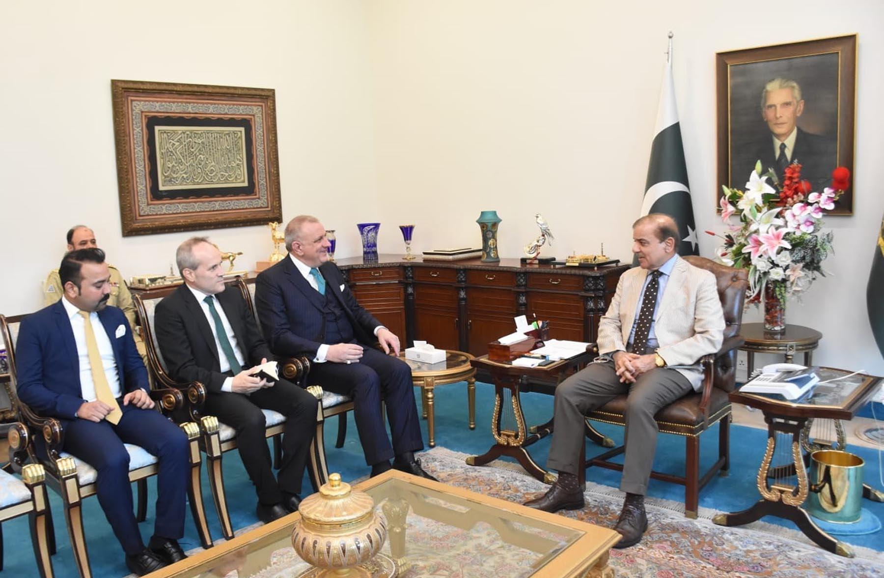 PM stresses for further strengthening of trade ties between Pak-Italy   