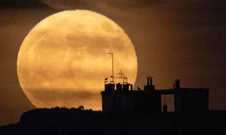 Earth to witness last supermoon of the year today