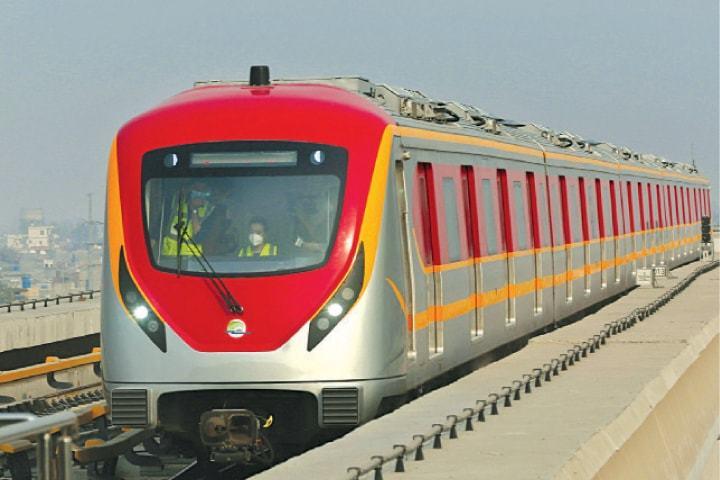 Orange Line Metro Train to go Solar