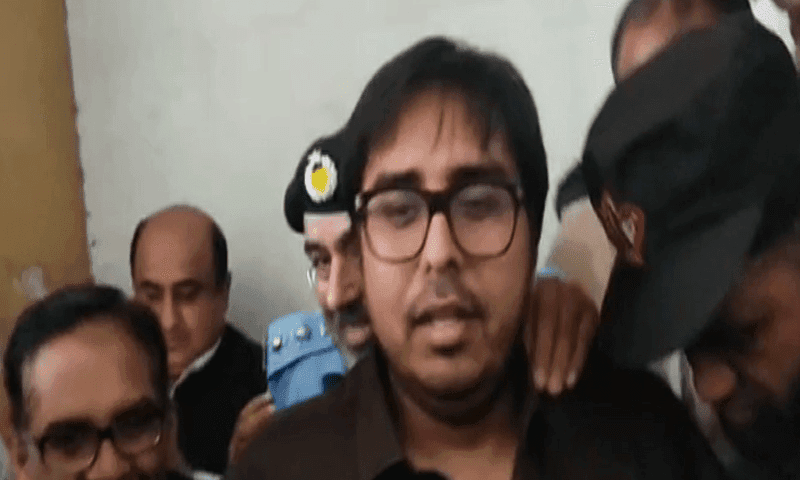 شہباز گل کا ایک بار پھر جسمانی ریمانڈ منظور ، 2روز کیلئے پولیس کے حوالے