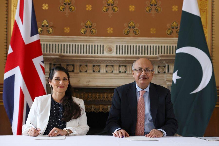 Pakistan, UK ink reciprocal agreement to return criminals