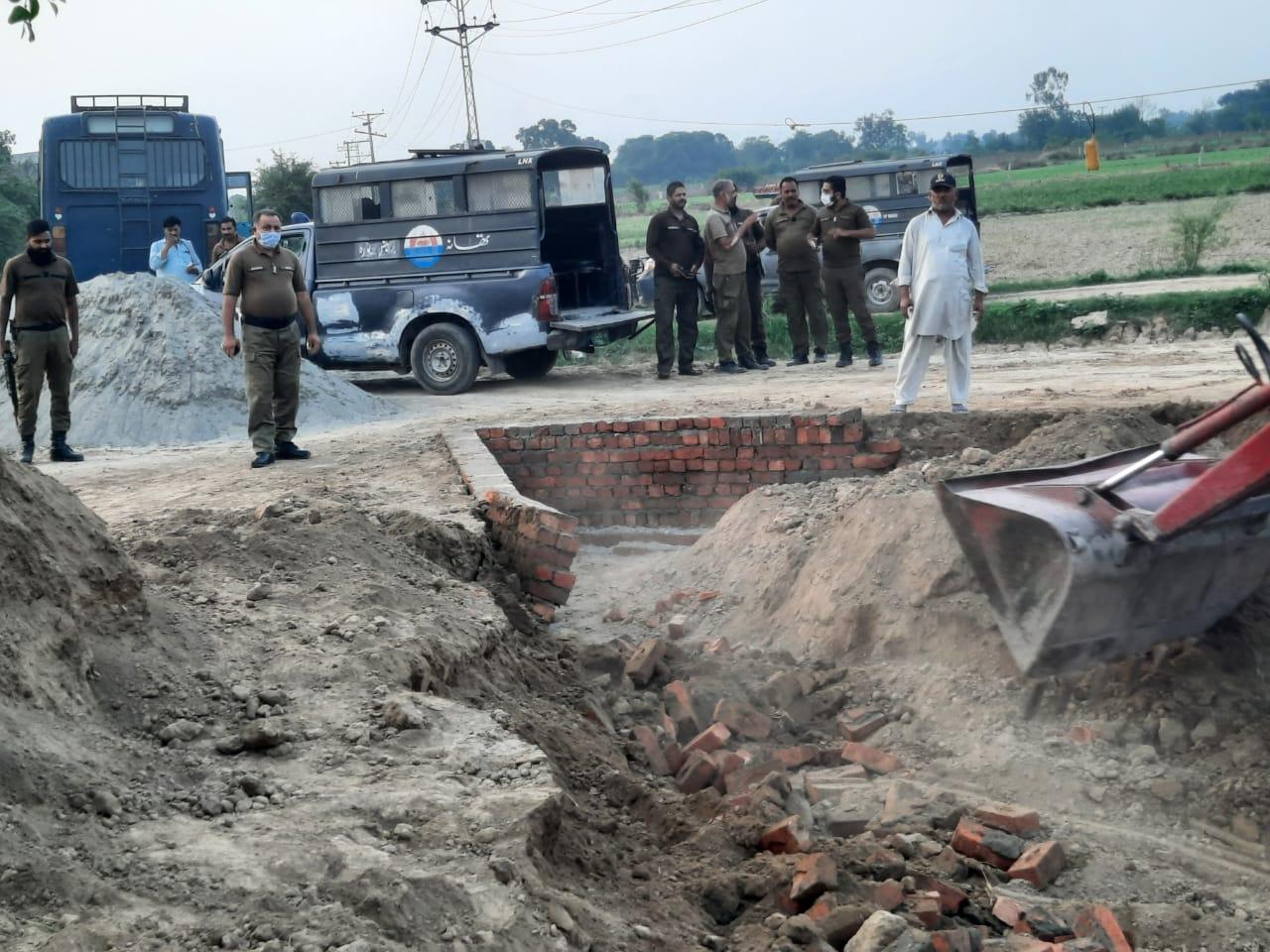 Lahore police retrieve 11-acre state land from grabbers