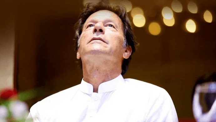 IHC issues show-cause notice to Imran Khan in contempt case