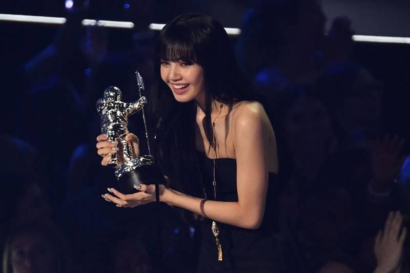 BLACKPINK icon Lisa won ‘Best K-Pop’ award at VMAs 2022