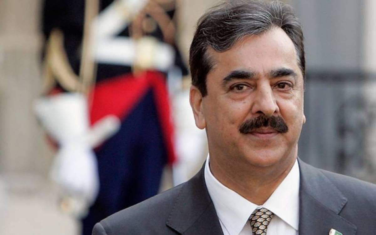 یوسف رضا گیلانی کے خطاب کے دوران اسٹیج ٹوٹ گیا