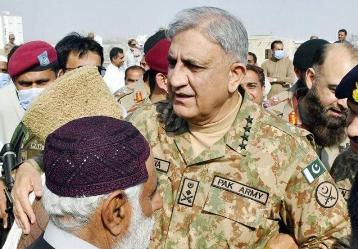 Army chief Bajwa visits flood-stricken areas of DI Khan