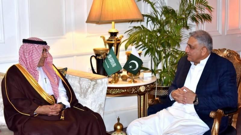 Pakistan, Saudi Arabia for boost in defence, security cooperation