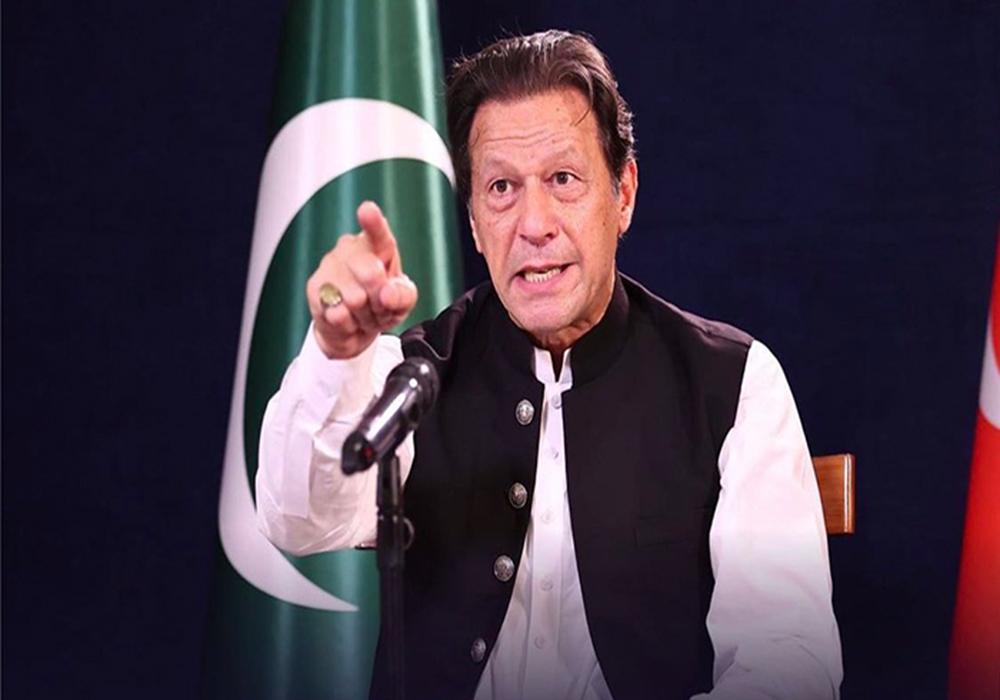 چئیرمین پی ٹی آئی عمران خان آج قوم سے براہِ راست خطاب کریں گے
