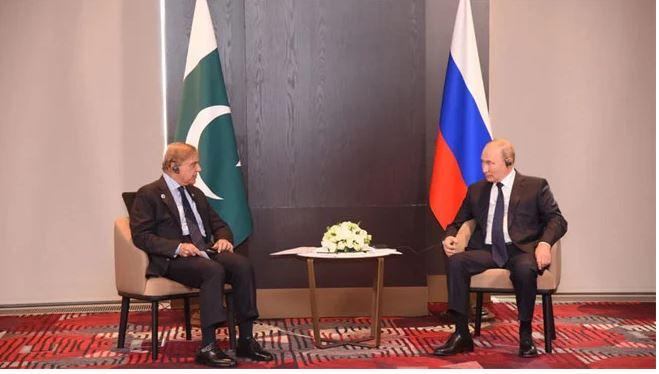 وزیراعظم شہباز شریف اورروسی  صدر پوتن کی سمرقند میں اہم ملاقات