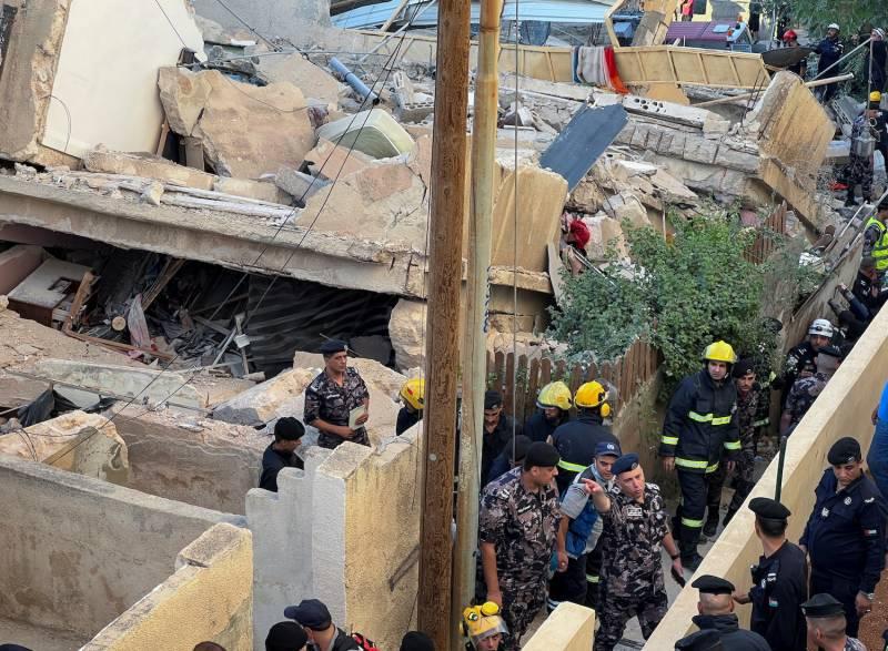 اردن میں چار منزلہ رہائشی عمارت گرنے سے مرنے والوں کی تعداد 13 ہوگئی