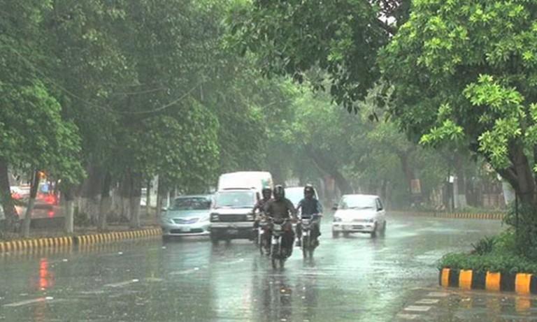 Rain turns weather pleasant in Lahore