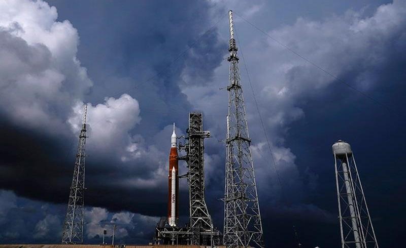 NASA scraps Tuesday Moon launch due to storm