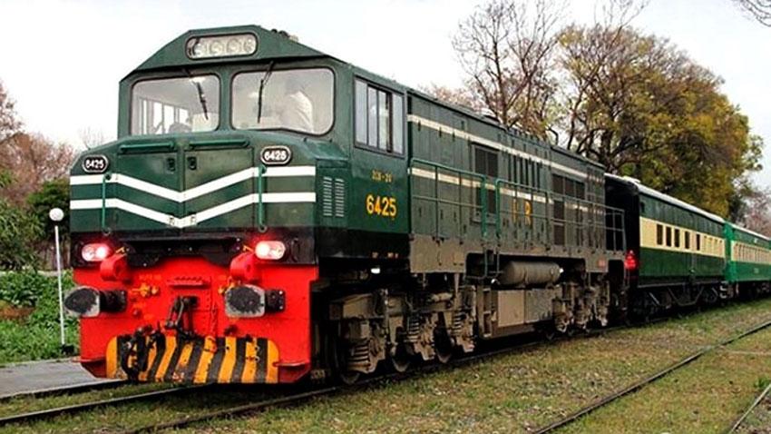 Pakistan Railways resume train operations