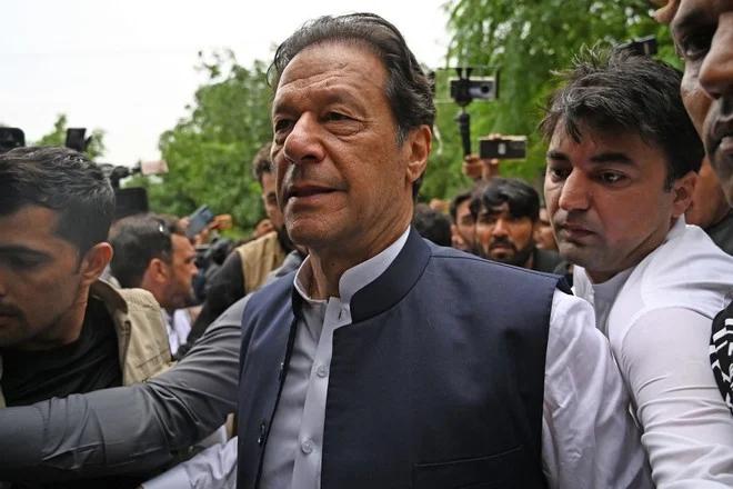 عمران خان کے خلاف توہین عدالت کیس کی سماعت آج ہوگی