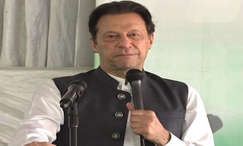 بس چائے کے ساتھ روٹی کھانے پر ایف آئی آر رہ گئی، عمران خان