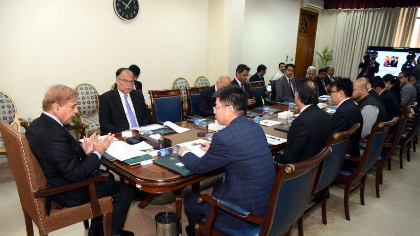 Govt completing CPEC-related projects on priority basis: PM