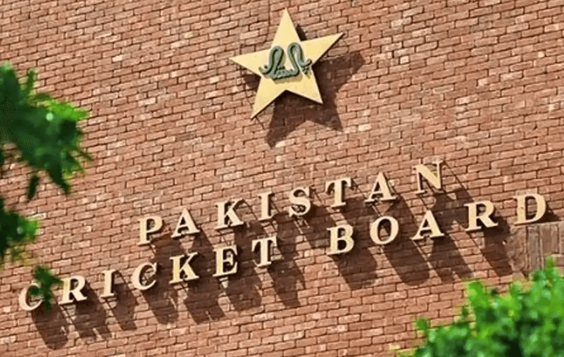 پاکستان ویمنز ٹیم میں گروپنگ ، چیف سلیکٹرز کے سامنےکھلاڑی پھٹ پڑیں