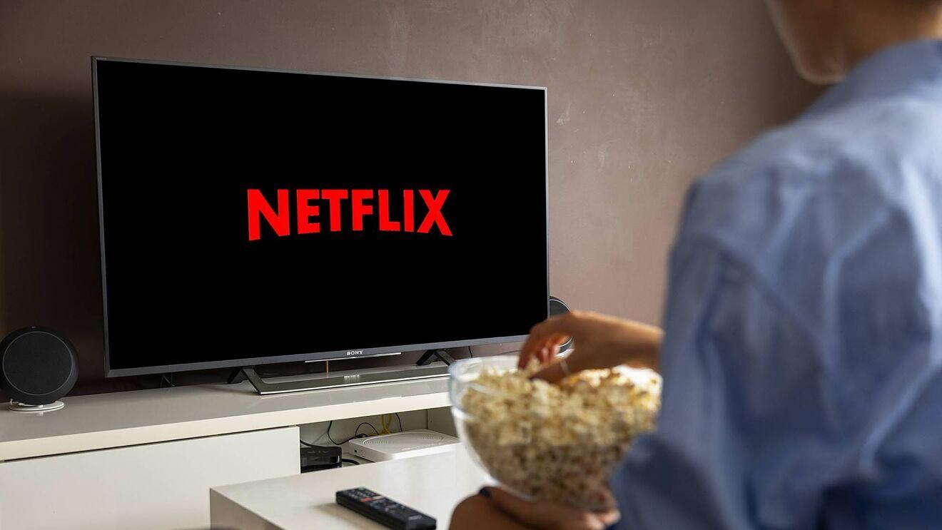 Netflix to debut subscription with ads