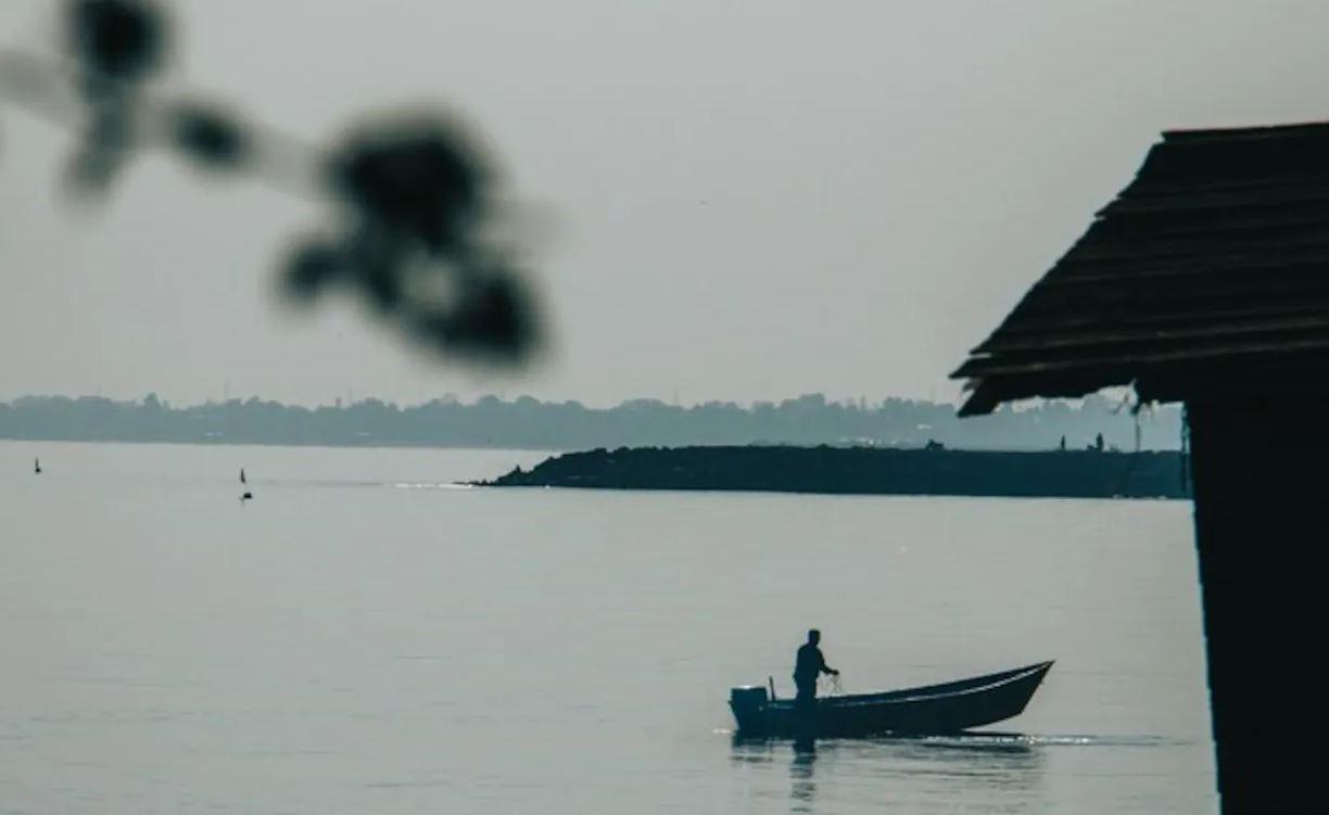 Ten children dead in Cambodia after boat sinks