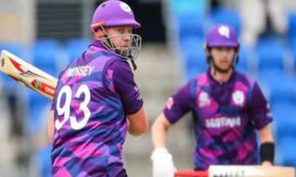 ٹی ٹوئنٹی ورلڈ کپ : ویسٹ انڈیز کیخلاف  اسکاٹ لینڈ کی بیٹنگ جاری