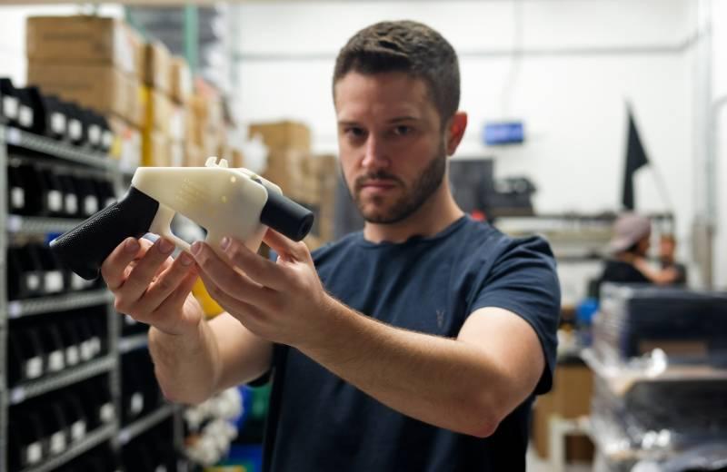 Europe's police keep wary eye on threat from 3D-printed guns