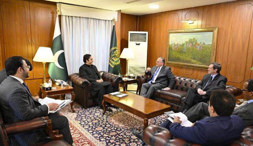 FM Bilawal, US envoy Blome agree to boost trade relations