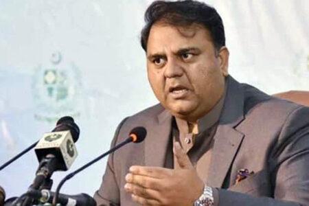 آج کا دن  سینئر صحافی ارشد شریف کے نام ہے، فواد چوہدری
