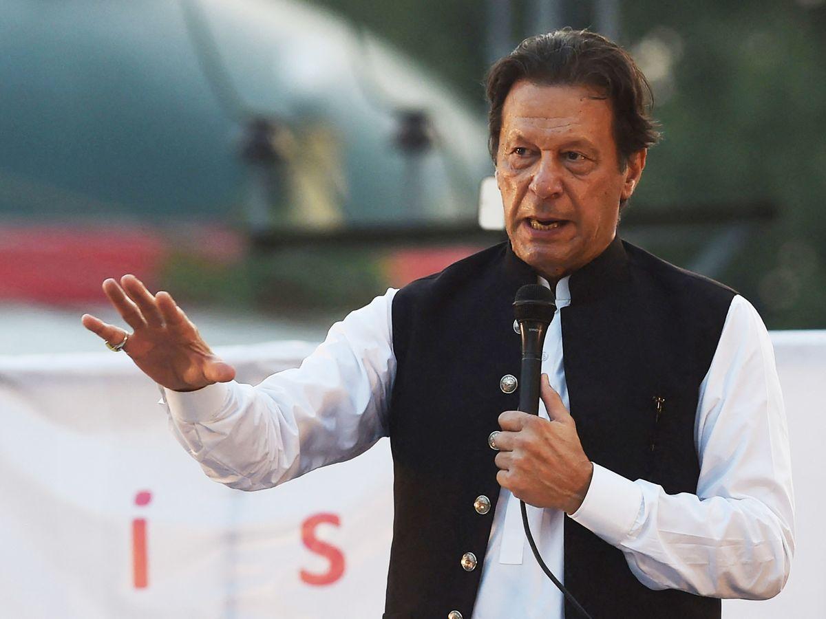 میں نے نہ کسی کے پیر پکڑے نہ منتیں کیں، عمران خان