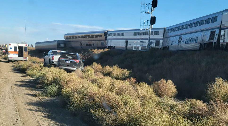 Three killed, several injured as train derails in US