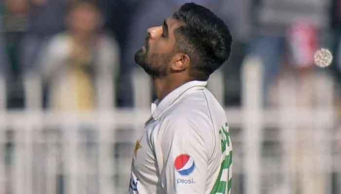 بابر اعظم کی طبیعت ناساز، دوسرے روز  کپتان فیلڈنگ میں نہیں ہونگے