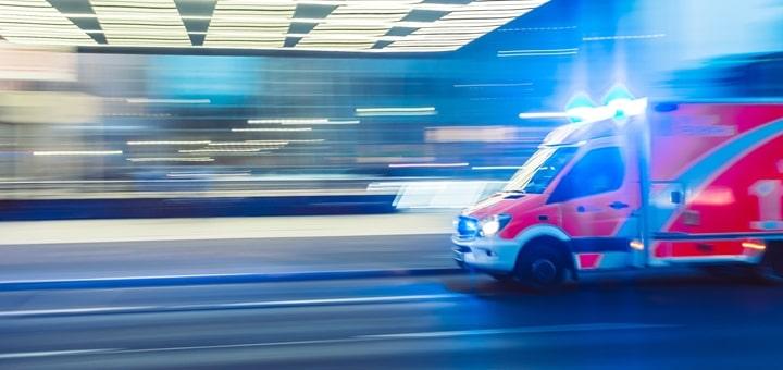 بھارت :  ایمبولنسز اب سائرن کی جگہ بانسری بجائیں  گی