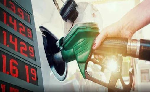 OGRA seeks over Rs5 per litre hike in petrol, diesel prices: Sources