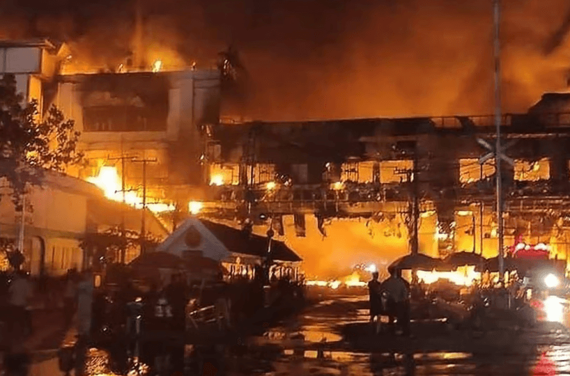 Cambodia casino fire: 10-dead in blaze on Thai border