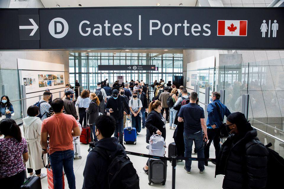 Canada to impose mandatory COVID-19 tests for travelers from China