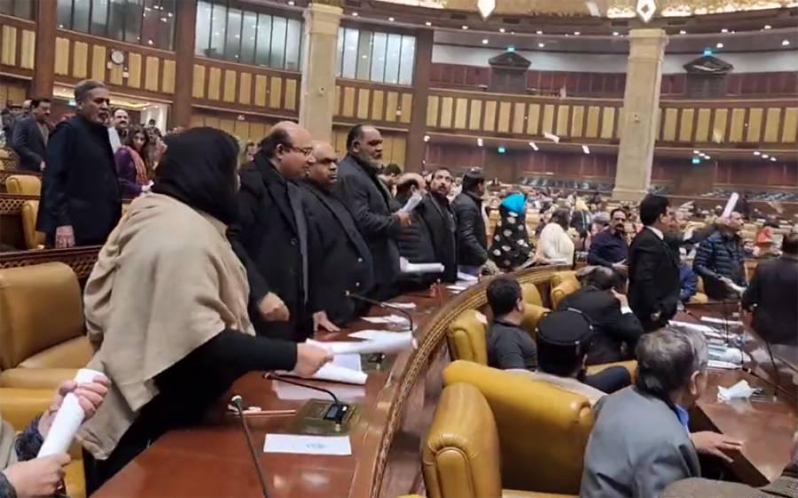 پنجاب اسمبلی نہ آنے والے 5 ارکان کیخلاف نااہلی ریفرنس بھجوانے کا اعلان
